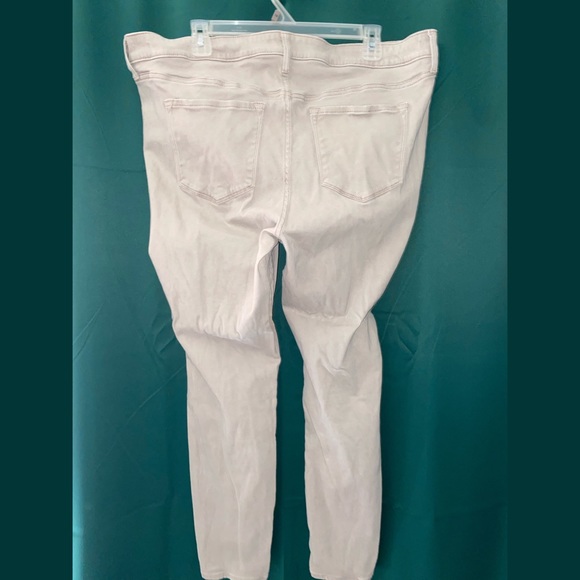 OLD NAVY mid rise rockstar jeans in cream size 16 regular see description - Picture 3 of 5